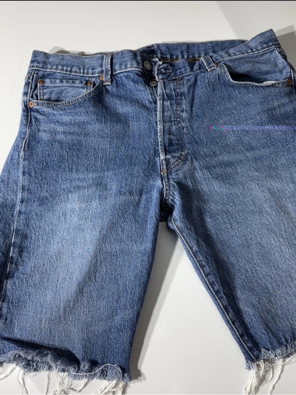 LEVIS 501 denim shorts W36 frayed hemlines medium wash